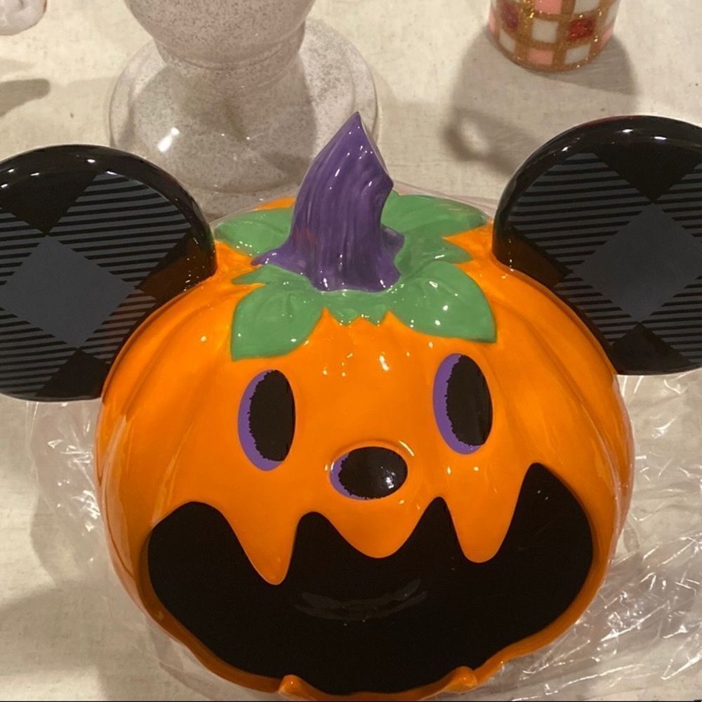 New Disney Collectible Halloween Mickey Candy Dish